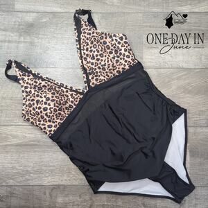 CharmLeaks Plus Size Mesh Cut Out One Piece Swimsuit Size XXL